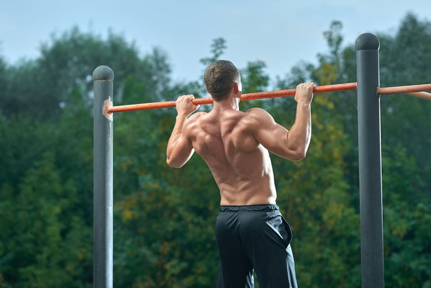 Muscle-Up And Pull-Up Bar For Muscle-Ups Or Pull-Ups